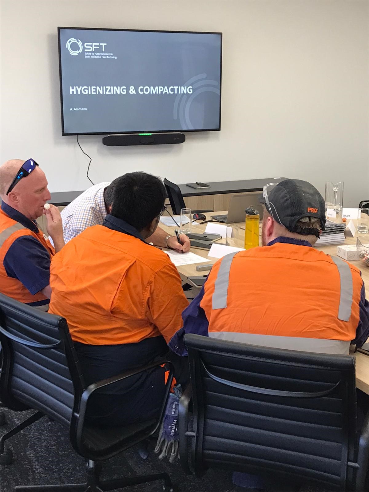 Alex Ammann, our lecturer, was able to conduct a 3-day course on site at Weston Animal Nutrition in Australia with focus on pellet quality improvement.